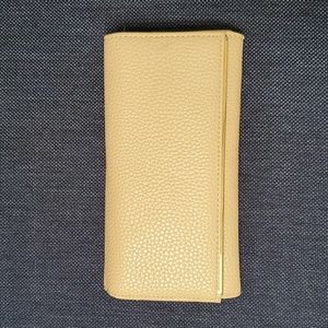 Tan Wallet